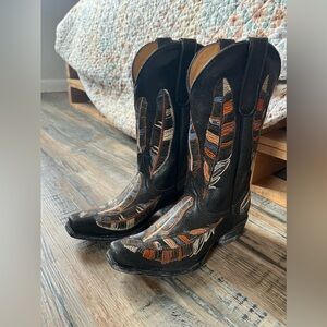 OLD GRINGO FEATHER BOOTS
